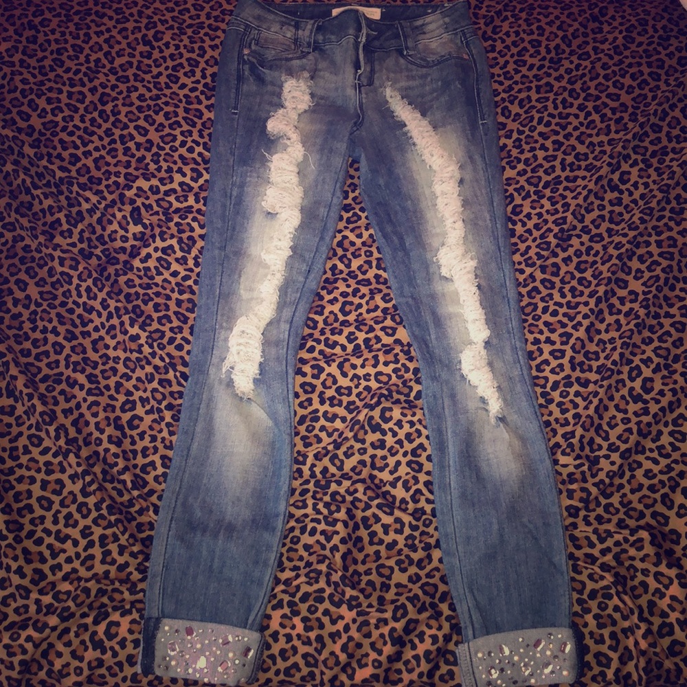 New women’s ripped denim jeans